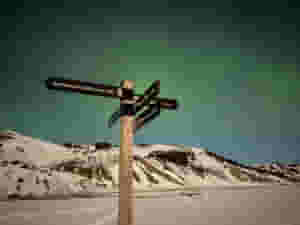 Iceland Winter Hiking Expedition   Northern Lights 4 landscape.jpeg