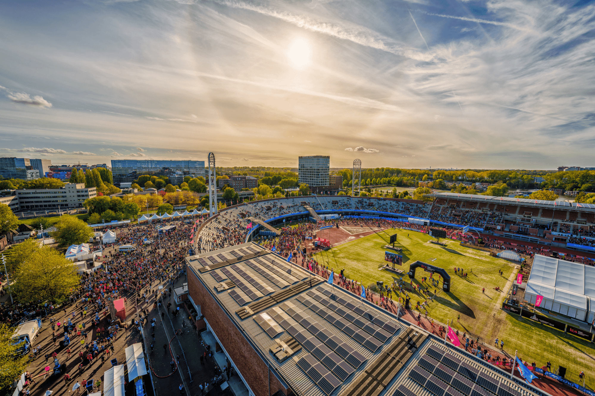 The start and finish is at the Olympic Stadium