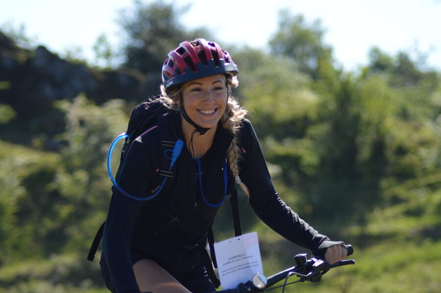 Smash your fundraising target with team support