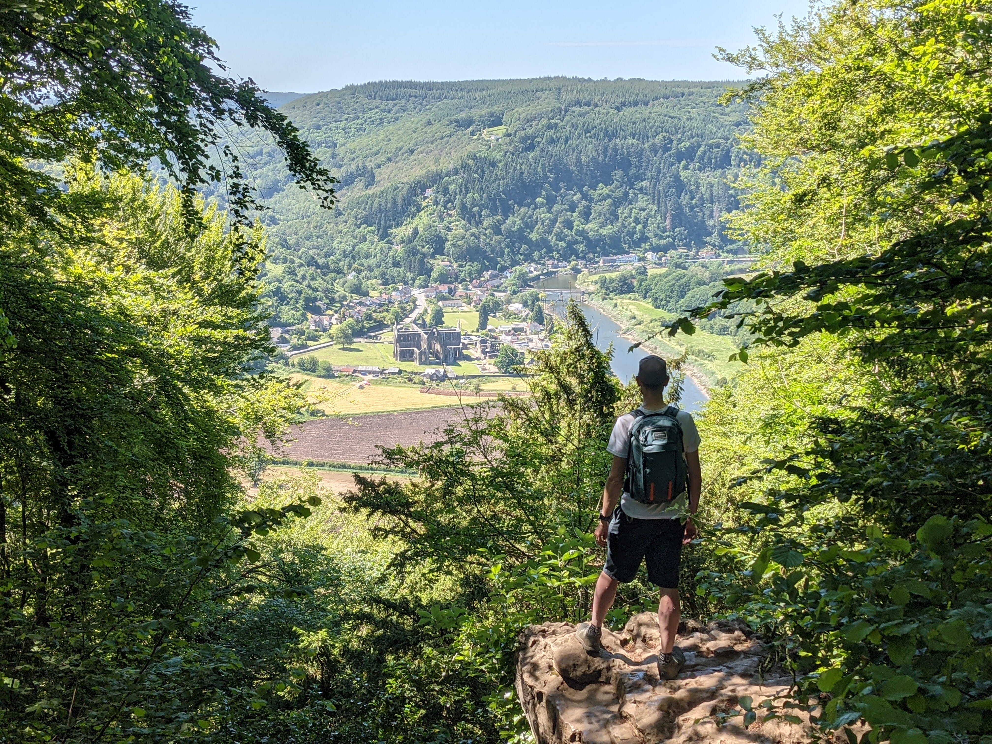 Devil's Pulpit views