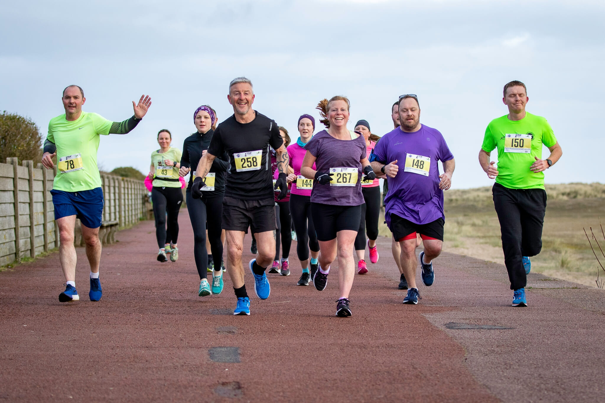 Combines the thrill of running and the picturesque charm of Great Yarmouth over a fast-paced course through the town's rich history and vibrant landscapes.