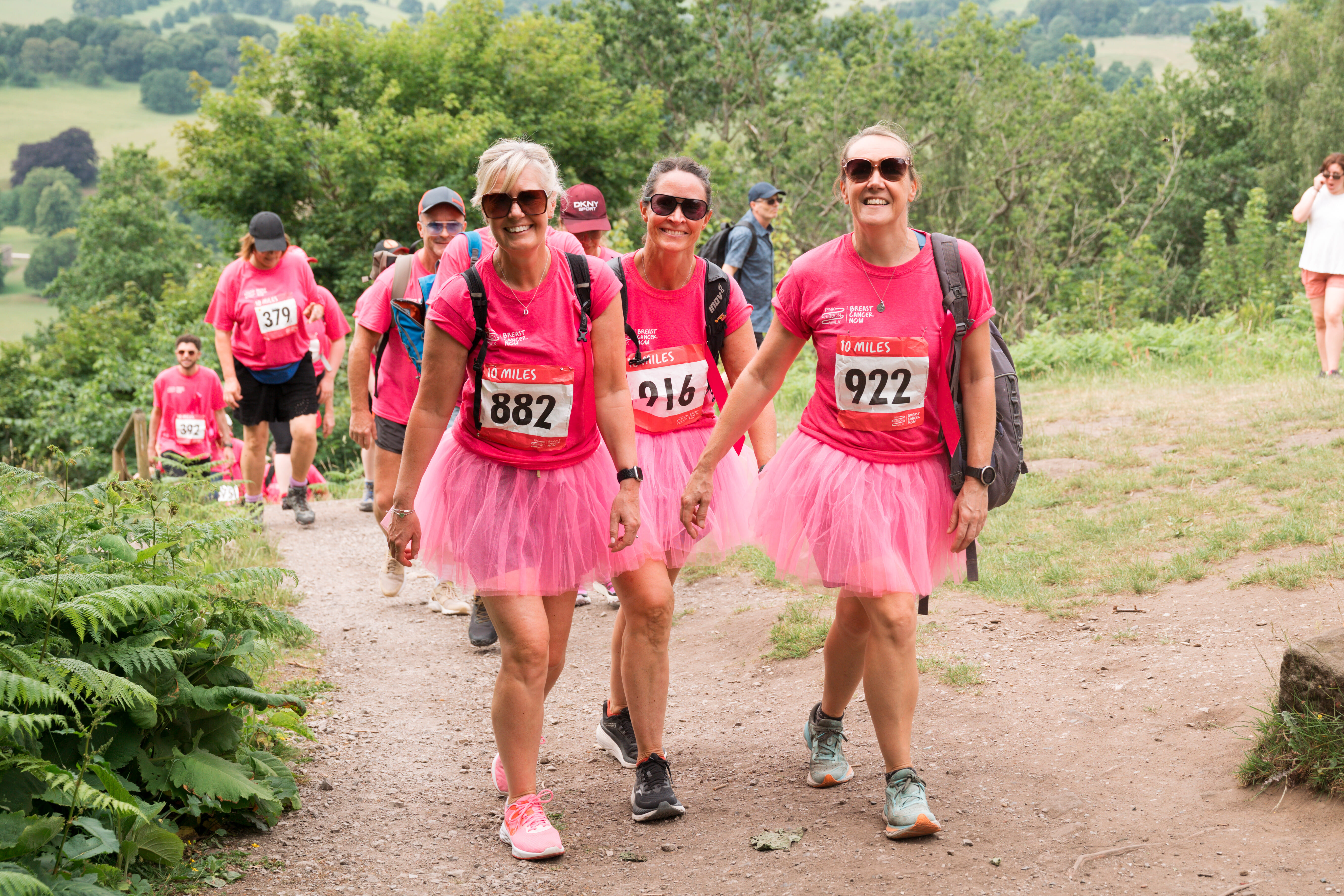 Experience the Peak District's beauty as you travel along this breathtaking route. Enjoy magnificent landscapes, fresh air, and connect with nature while you explore on foot.