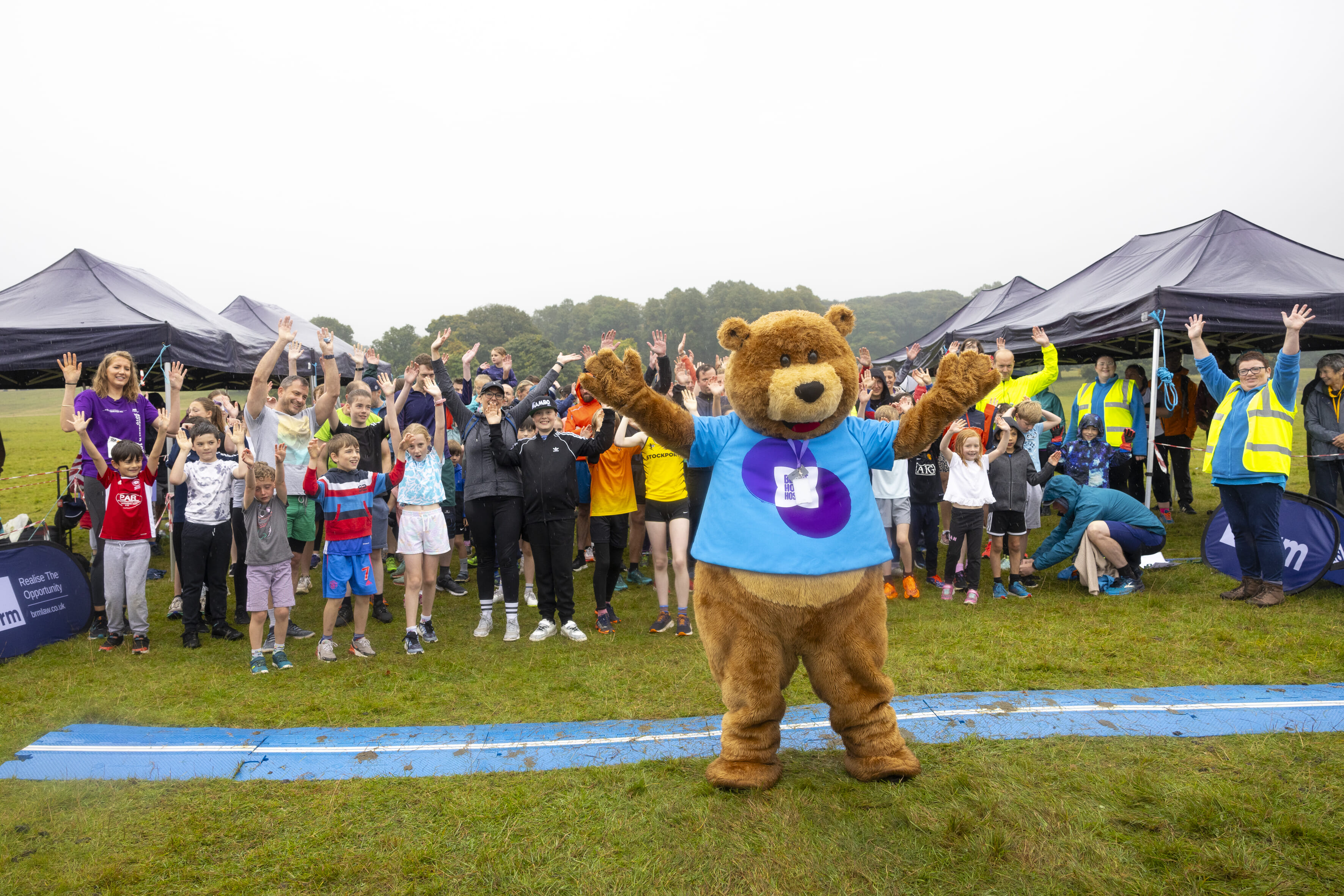 The Fun Run after the Chatsworth 10K gives families and those wanting a shorter distance a fantastic opportunity to enjoy the Chatsworth Estate! Why not run both?