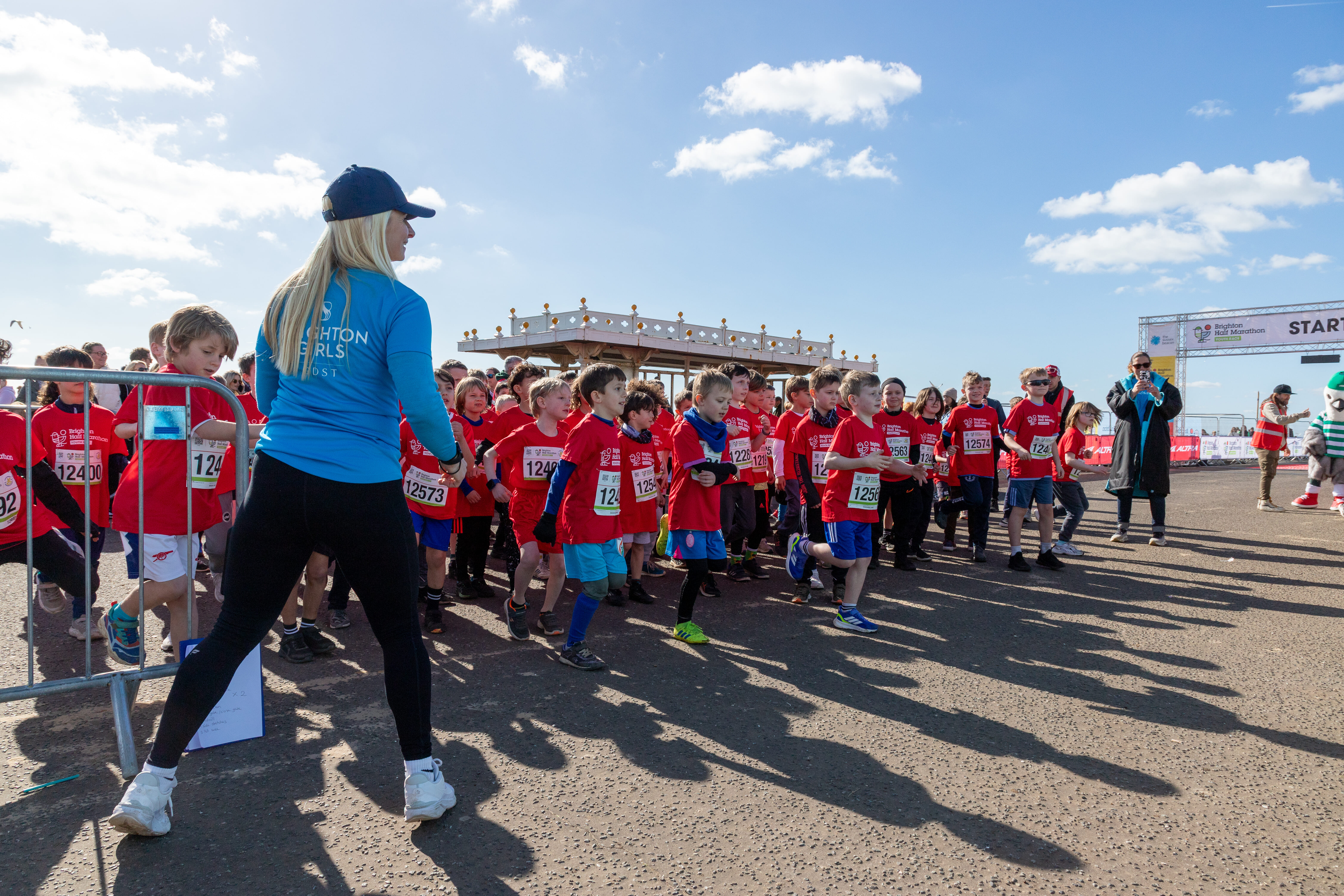The event gives youngsters of all abilities a unique opportunity to experience the buzz of a big race day with a 1-mile run along Hove Promenade, as part of the Brighton Half Marathon.
