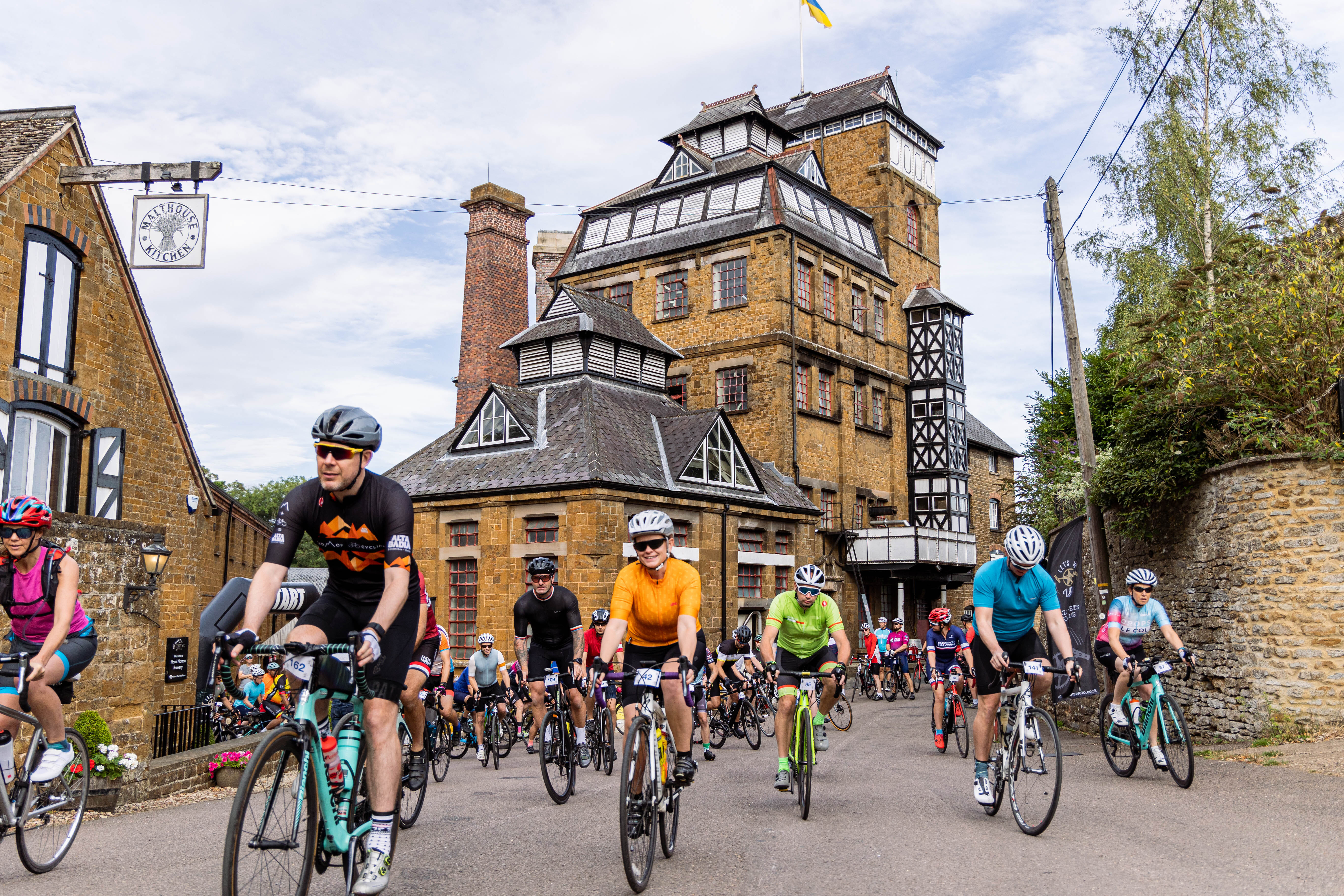A fantastic social and relaxed cycle through Oxfordshire countryside from one of the best breweries in the Cotswolds, taking you along the most scenic routes - to finish with a refreshing beer.