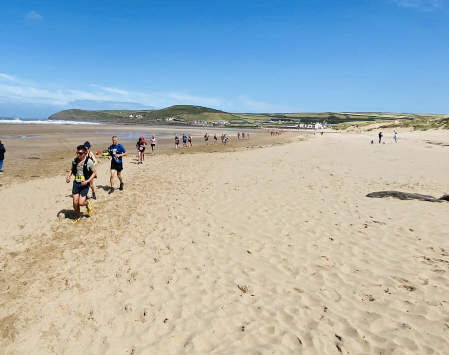 ndm22 croyde beach runners