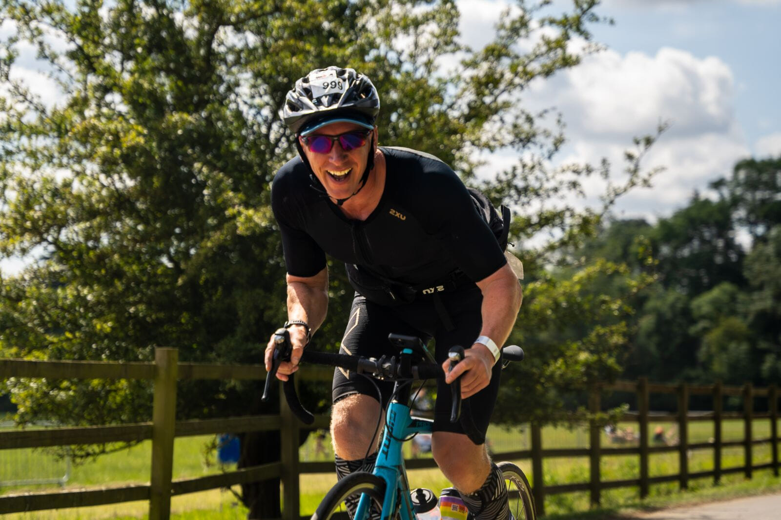A jewel in the castle crown! Get active in the beautiful grounds and surrounding area of stunning Leicestershire in a Sprint Duathlon! Celebrate in the festival village afterwards.
