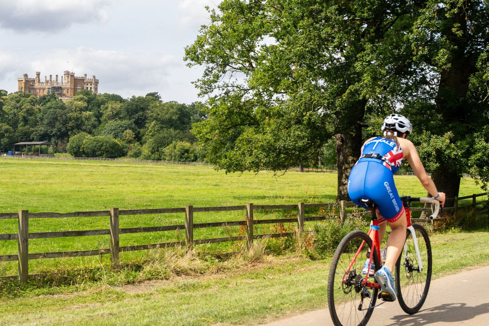 Great Britain Age Group 2026 Team Qualifier. A jewel in the castle crown! Get active in the beautiful grounds and surrounding area of stunning Leicestershire in a Standard Duathlon then celebrate.