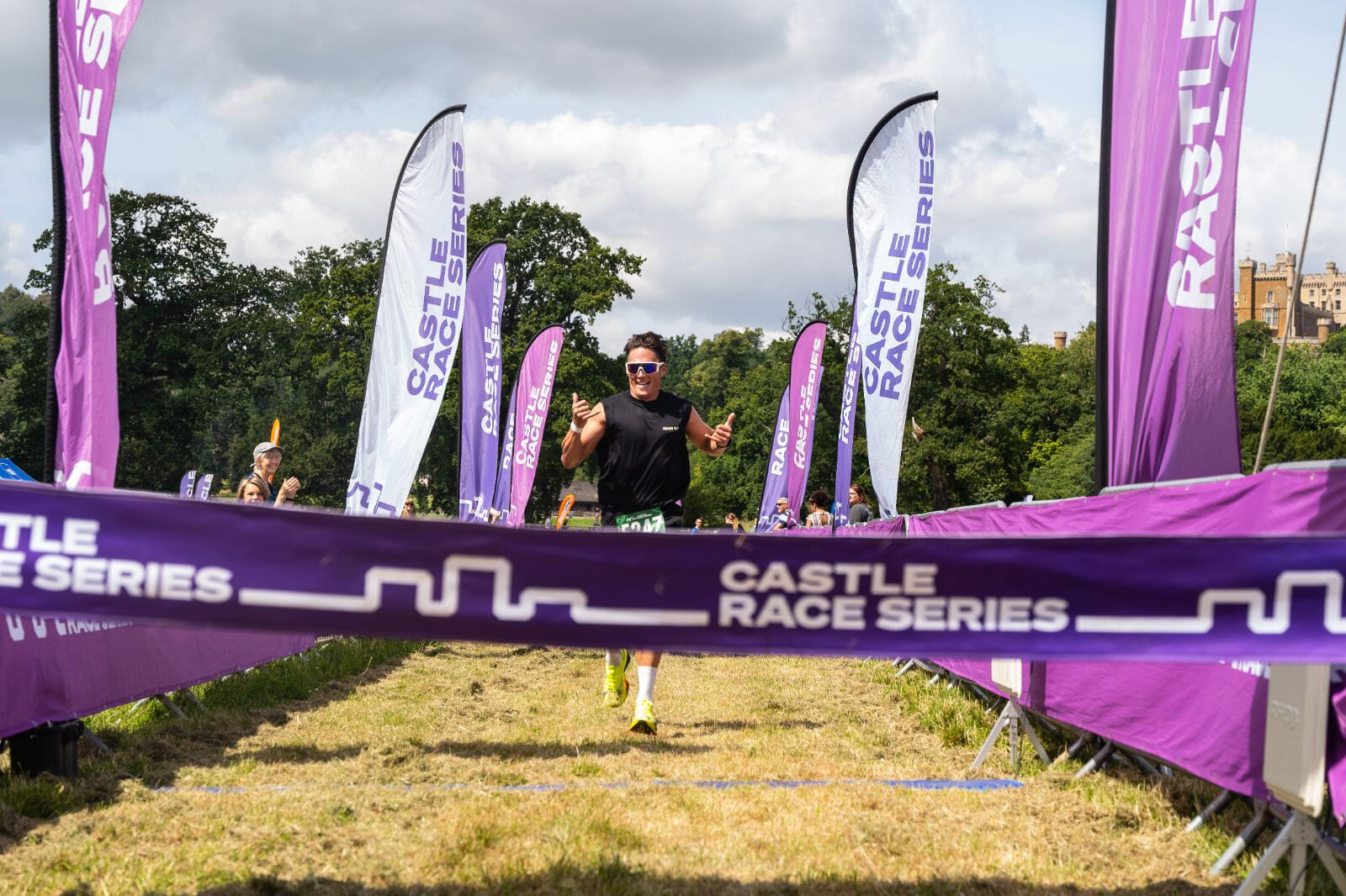 A jewel in the castle crown! Get active in the beautiful castle grounds in a 10K run! Then celebrate with fellow athletes, friends and family in the fantastic festival village afterwards.