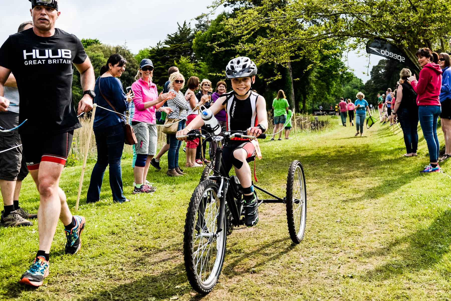 Race through the beautiful grounds and surrounding area of stunning South Galway in a triathlon for all levels then celebrate with friends and family in the festival village.