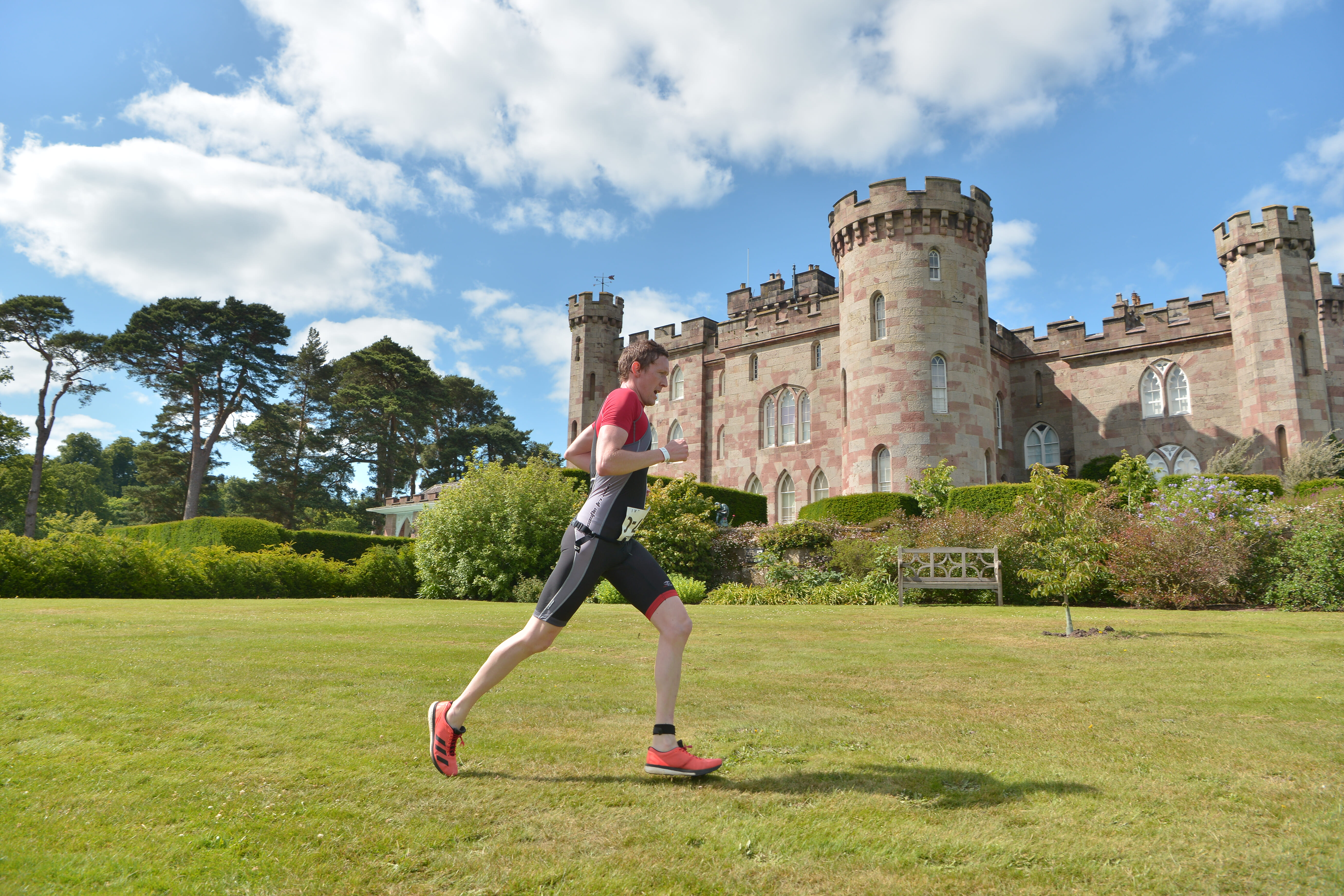 Get active in the beautiful grounds and surrounding area of stunning Cheshire in a Standard Aquathlon! Bring your friends and celebrate completing your challenge in the festival village.