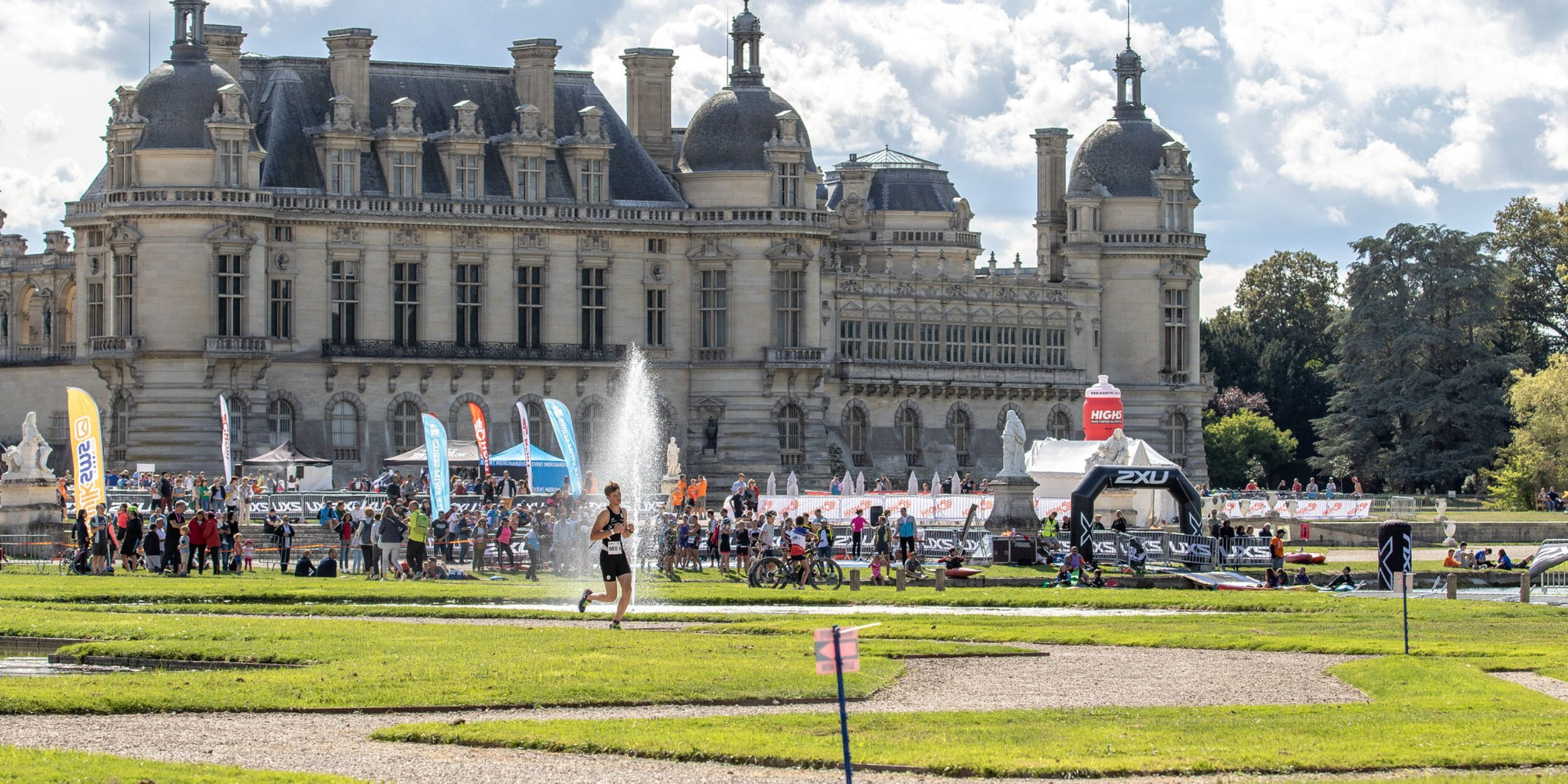 Race through the beautiful grounds and surrounding area of the stunning Château de Chantilly in The Bastion Iron Triathlon XXL then celebrate with friends and family in the festival village.