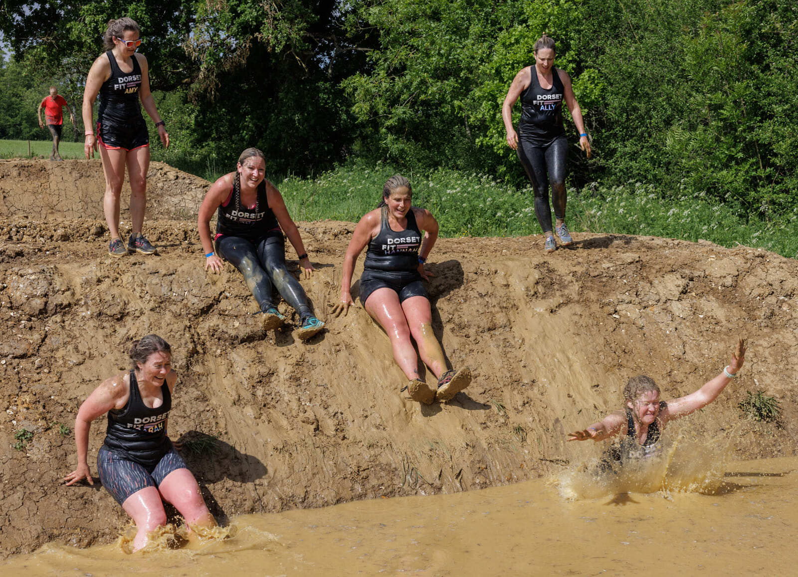 Muddy good fun! Tackle 15+ award-winning obstacles across 6km of stunning Dorset countryside — then celebrate with friends, a cold drink, and a t-shirt you've truly earned.