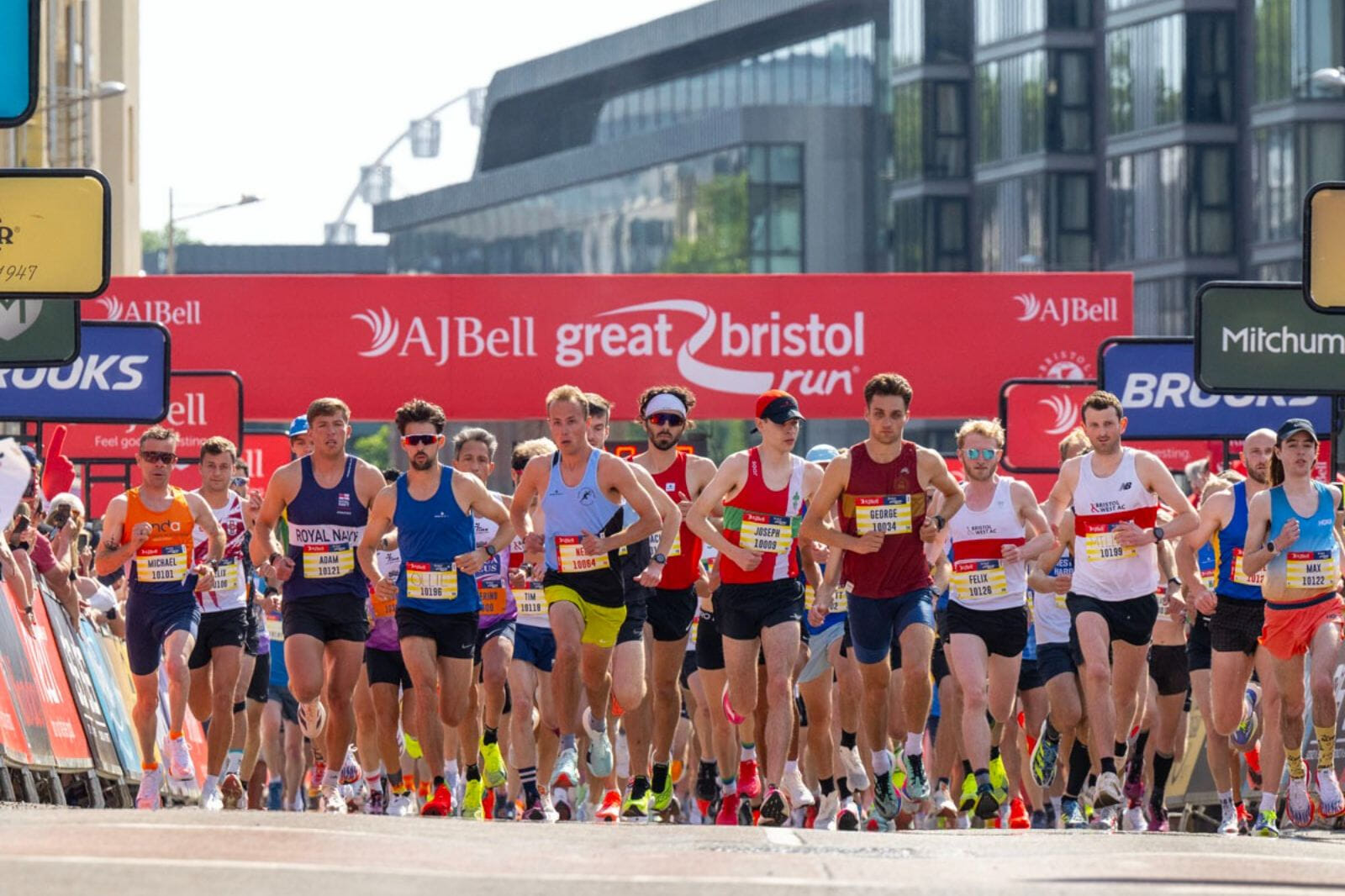 Loved by Bristolians and beyond, it's the best in the South West! Each year, thousands of runners push their perseverance and passion to the limit and take on Bristol’s super-scenic 10K.