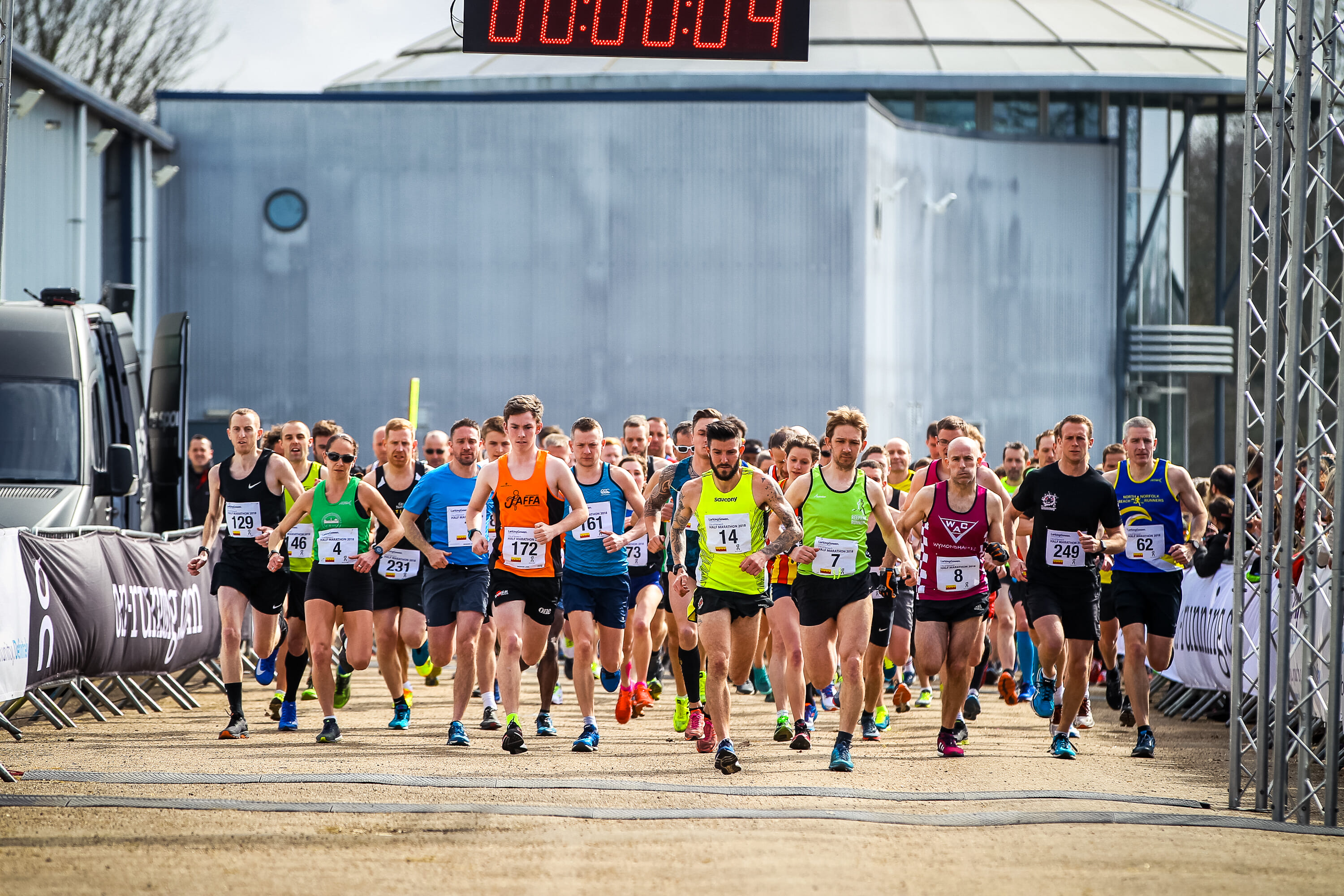 EAI NHM 150418 TW 00124