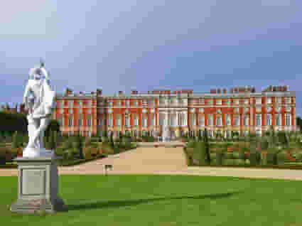 Charity places in Hampton Court Palace Half Marathon