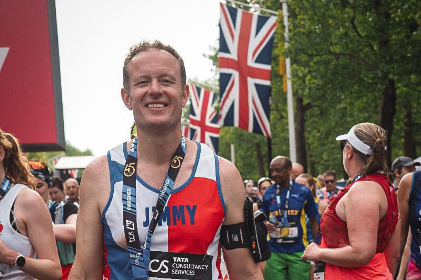HEART UK fundraisers taking part in Hackney Half HEART UK fundraisers