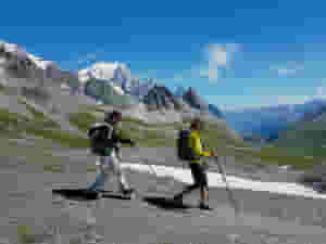 hikers during the mont blanc tour 262