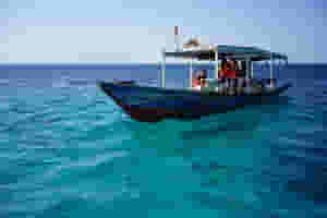 clear waters of menjangan island indonesia 607