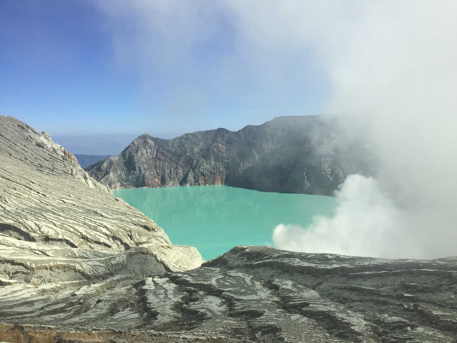 vulcano ijen in java oriental 593