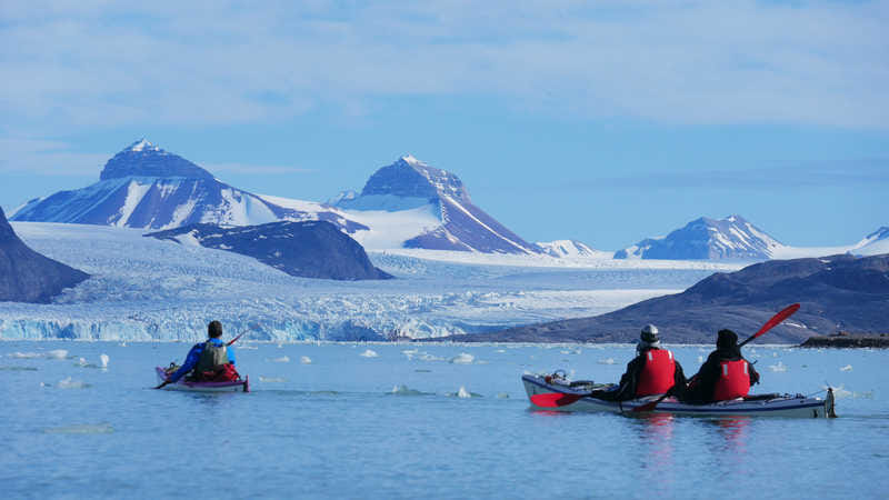 kayaking in kings bay 447