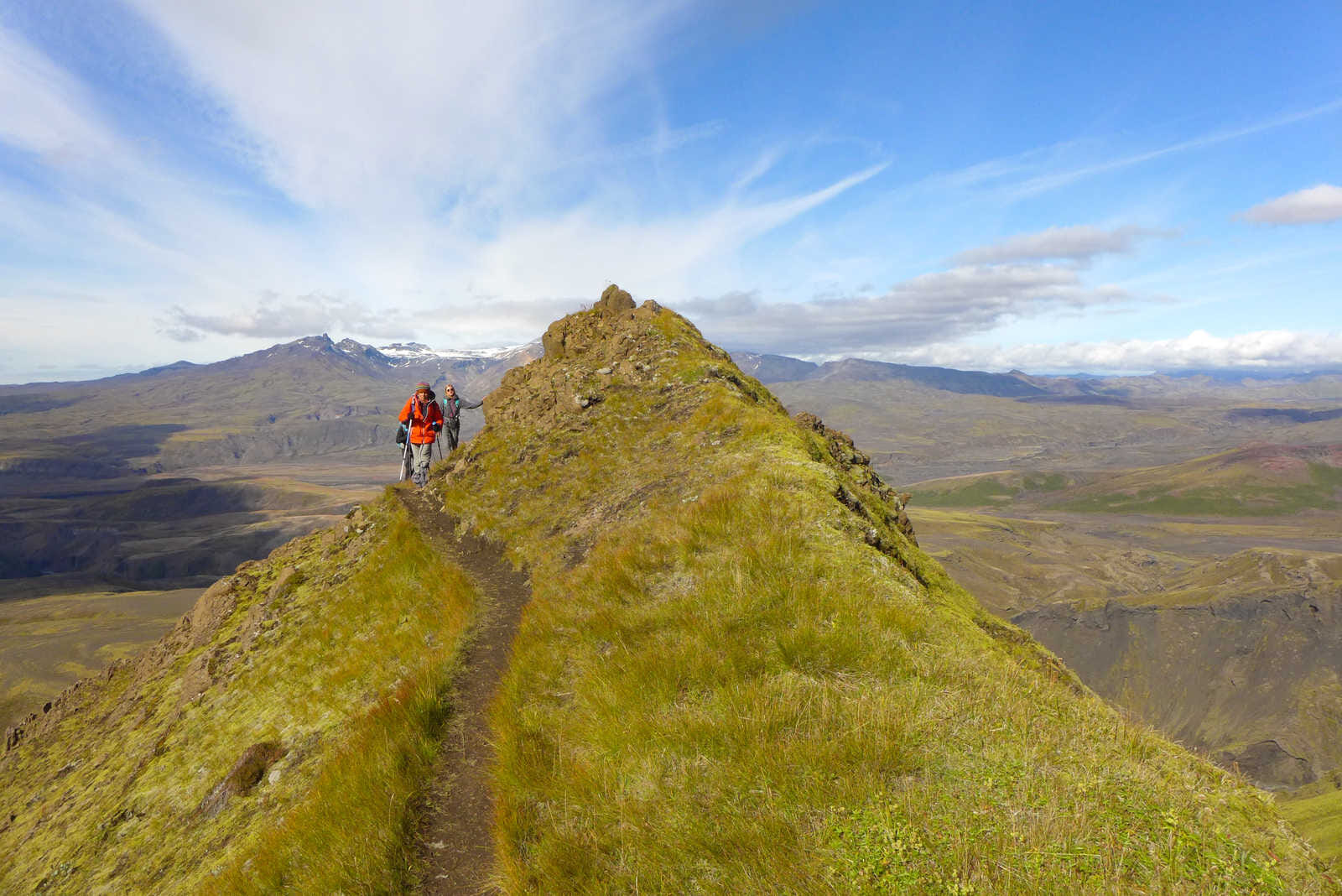 hiking in thorsmork 1247