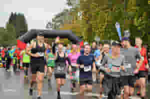 Set in the picturesque town, you'll start in front of the iconic Marlow Bridge with fantastic crowd support, you'll enjoy many traffic-free miles on this award-winning event with top runner reviews!