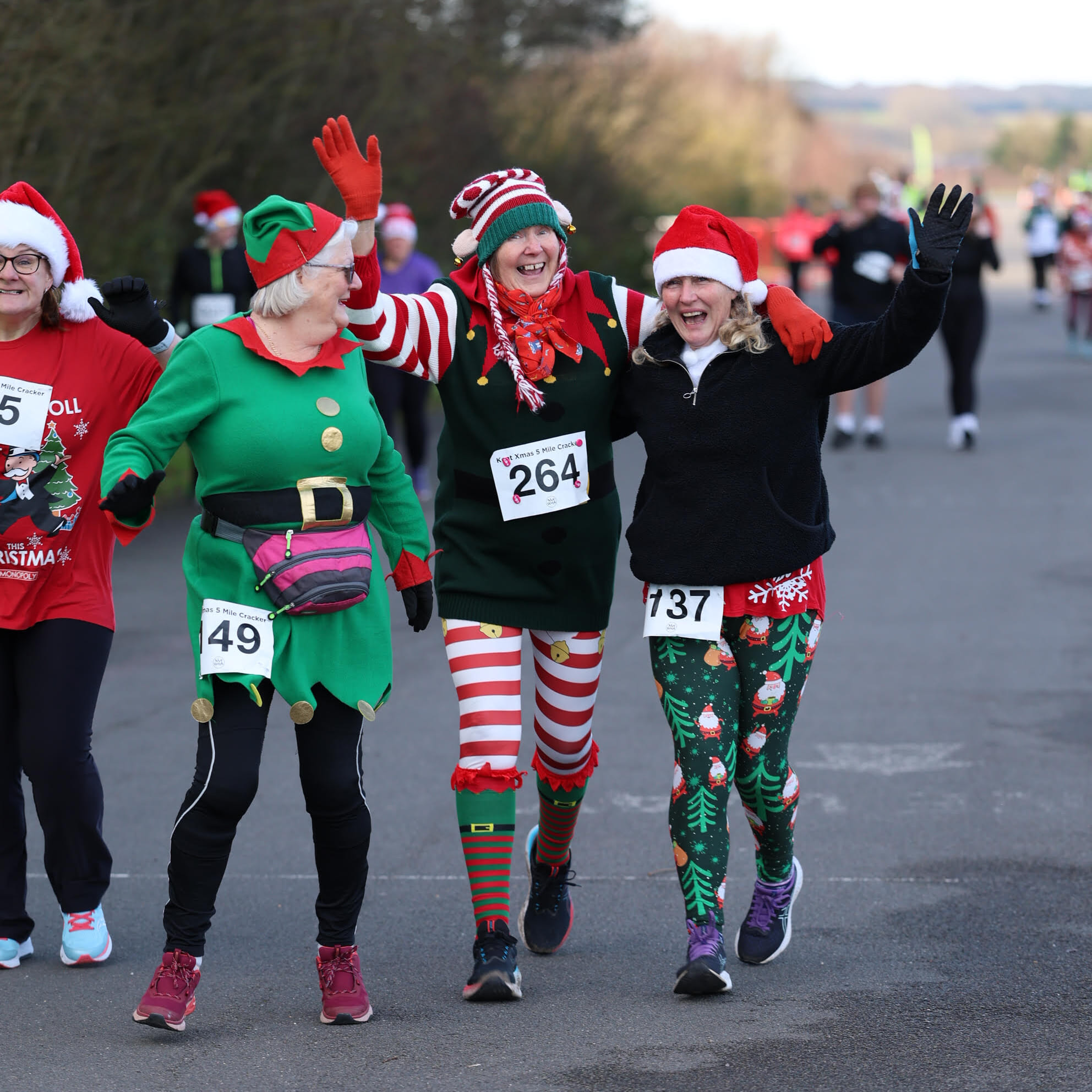 Grab your running shoes and put on your Santa hat - it's time for this cracking Christmas race! Come and enjoy the spirit of Christmas and superb racing on this flat and fast course.