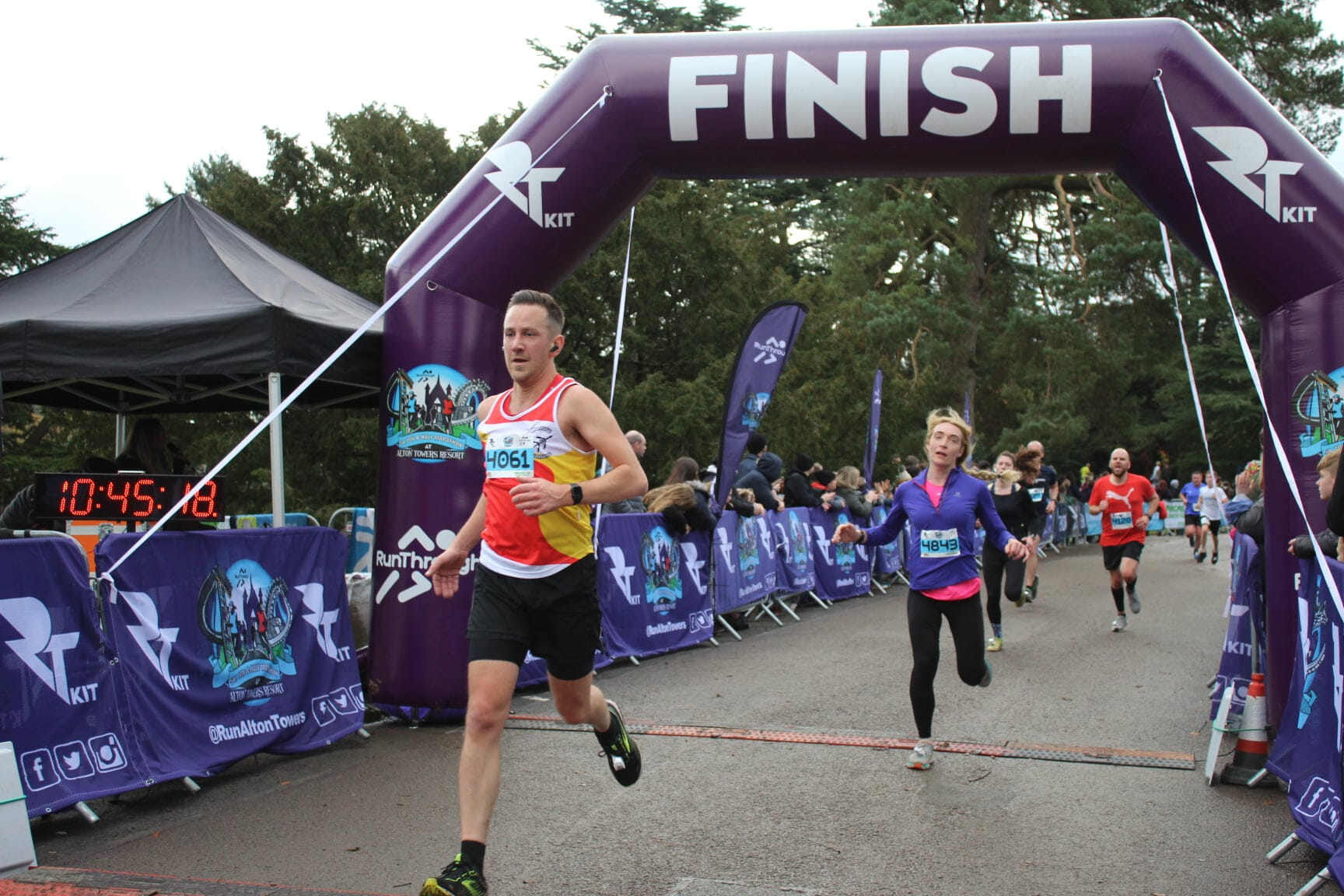 Take on a half marathon through the grounds of the UKs largest theme park, with chip timing on an undulating, two-lap course.