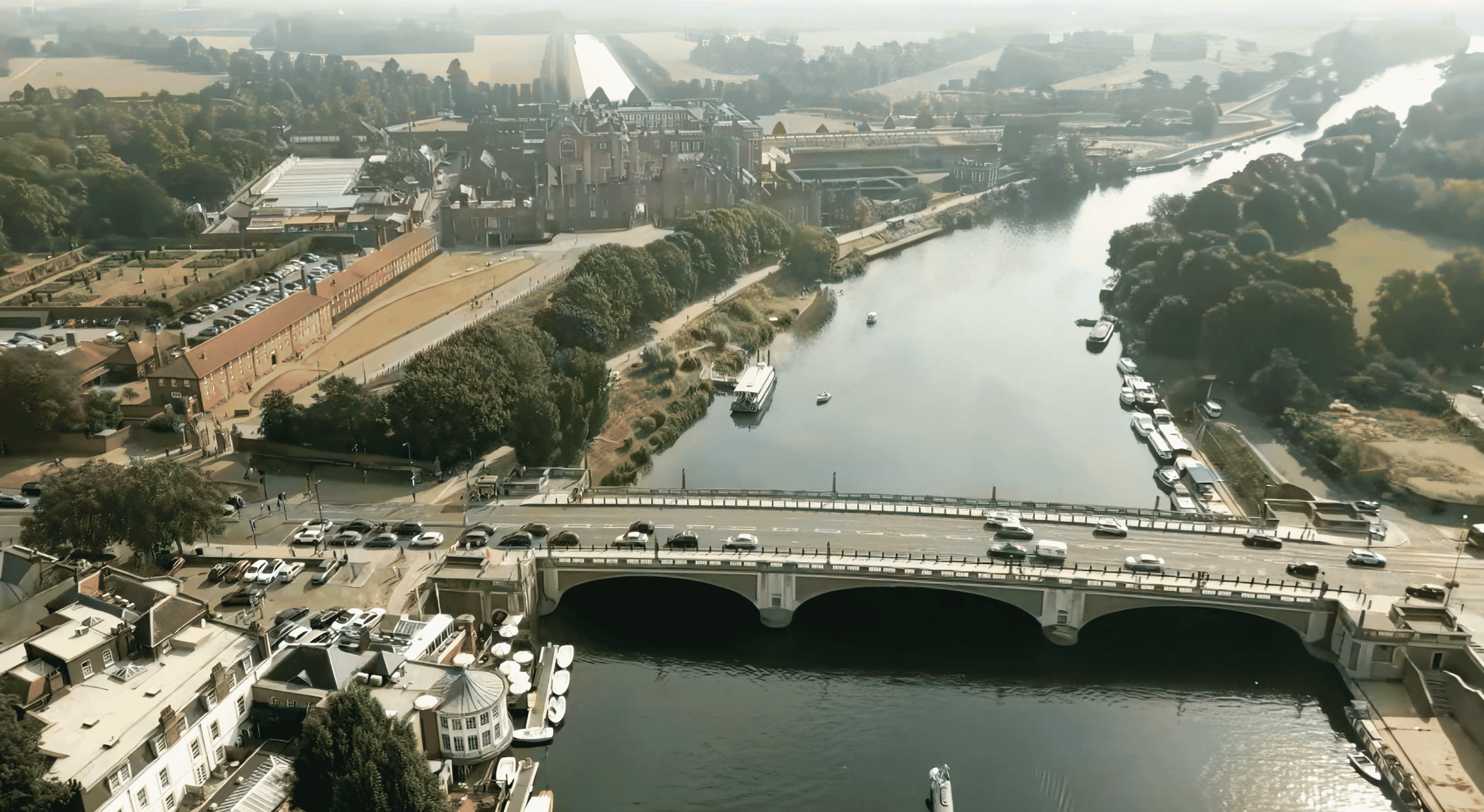 Hampton Court Bridge