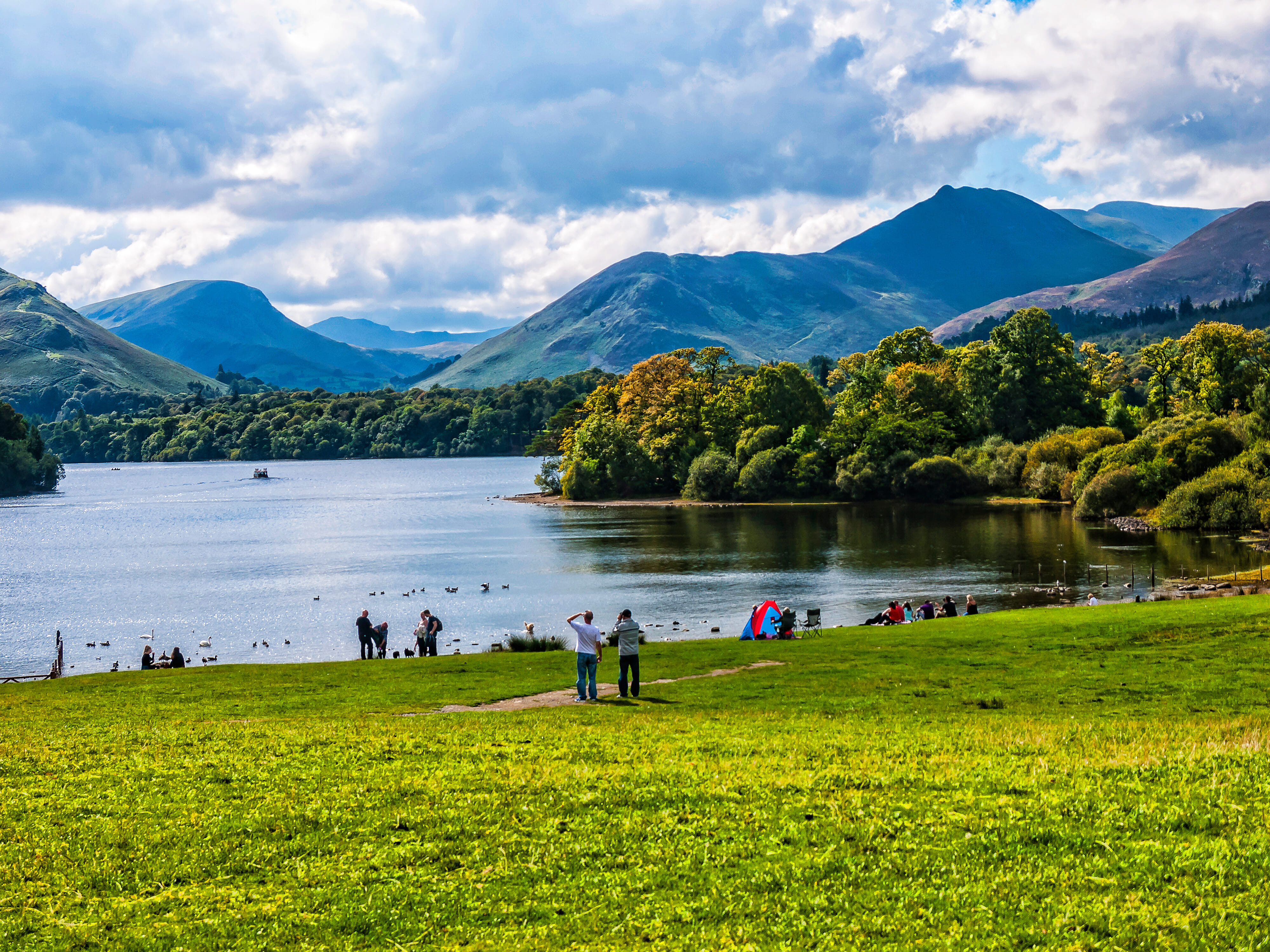 A guided, circular walk from the beautiful town of Keswick in the Lake District National Park with charity, Sands. Trek Together for 10 miles to help reduce the number of baby deaths in the UK.