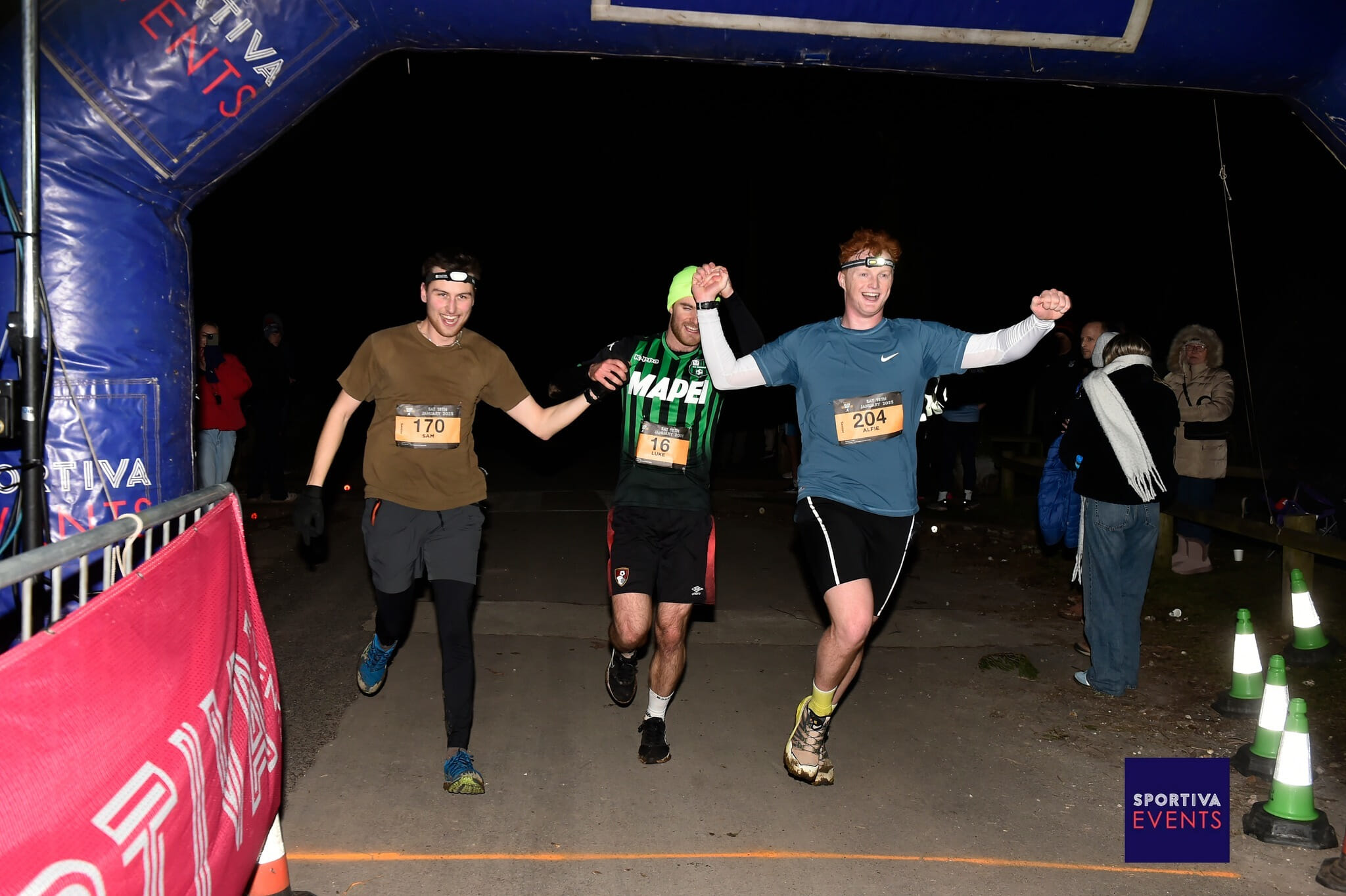 Experience the thrill of night running on Dartmoor’s trails, with headtorches lighting the way through rugged terrain, stunning scenery and an unforgettable atmosphere under the stars.