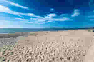 Set along the beachfront promenade at Southbourne (SoBo), choose your own distance from 5K to ultra, along this flat, tarmacked, lapped route suitable for all abilities.