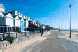 Set along the beachfront promenade at Southbourne (SoBo), choose your own distance from 5K to ultra, along this flat, tarmacked, lapped route suitable for all abilities.