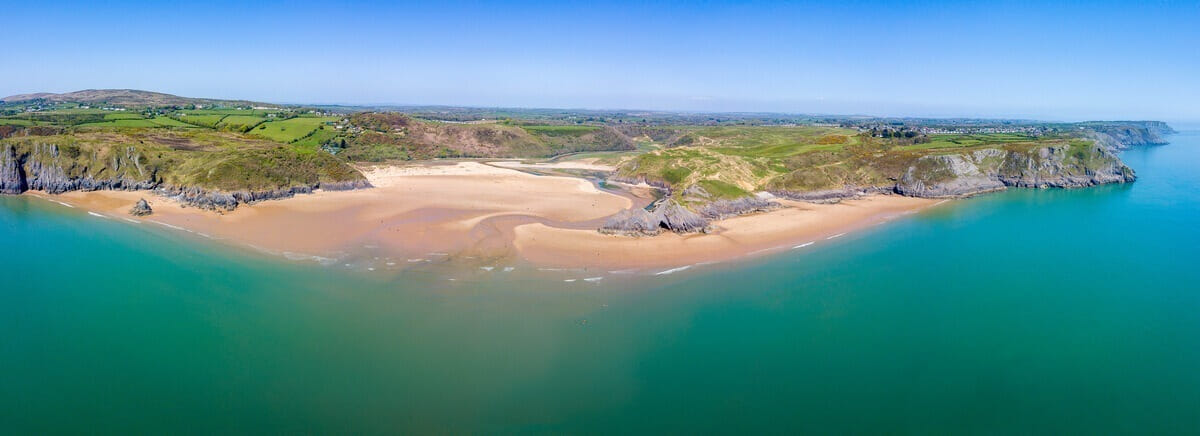 A perfect Saturday trail 10K from Penrice Castle on a loop towards Oxwich Bay then back to the event hub for a medal, a picnic lunch and to enjoy the whole Ultra Challenge atmosphere.