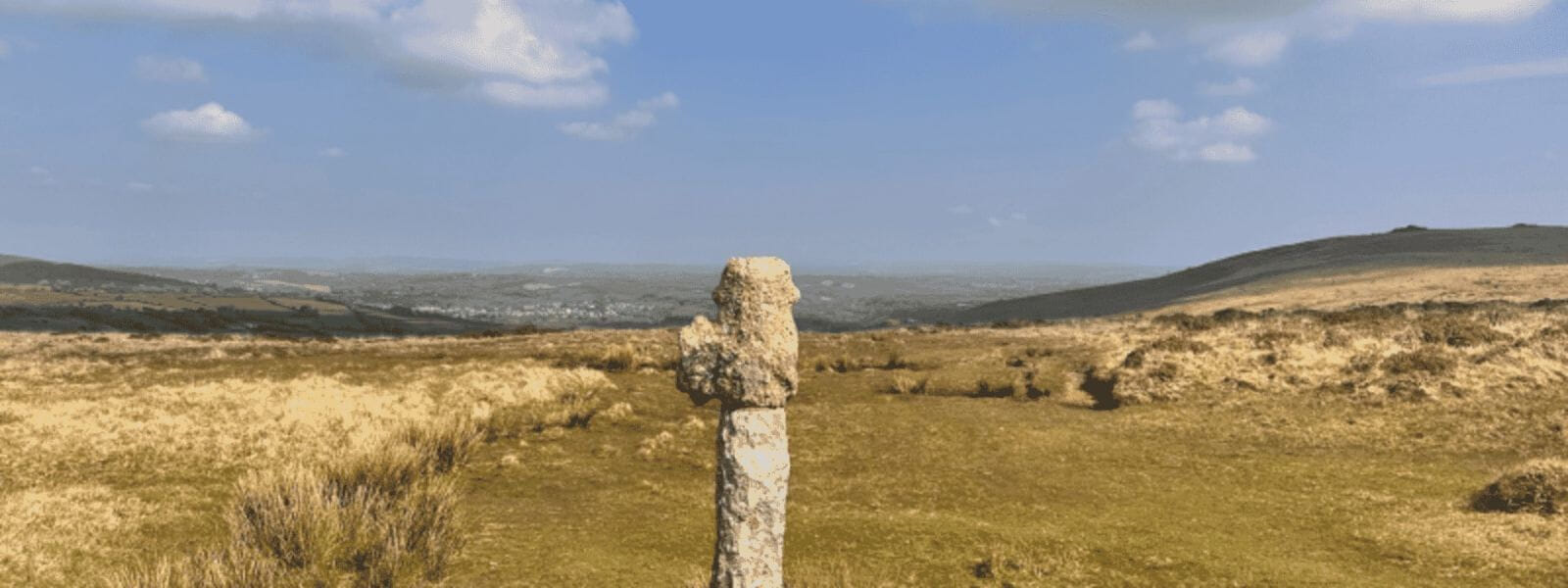 The South Hams Ultra is a very scenic 105-mile or 56-mile circumnavigation of South Hams in Devon, which follows the spanking new South Hams Way in South Devon.