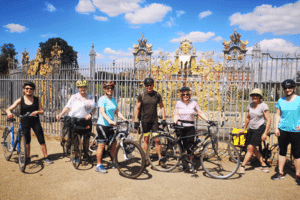 A cycle tour of Wren's London masterpieces. This is a ride of contrasts, from the graceful Long Water of Hampton Court, deer spotting in Richmond Park then tea and cake in Chelsea.