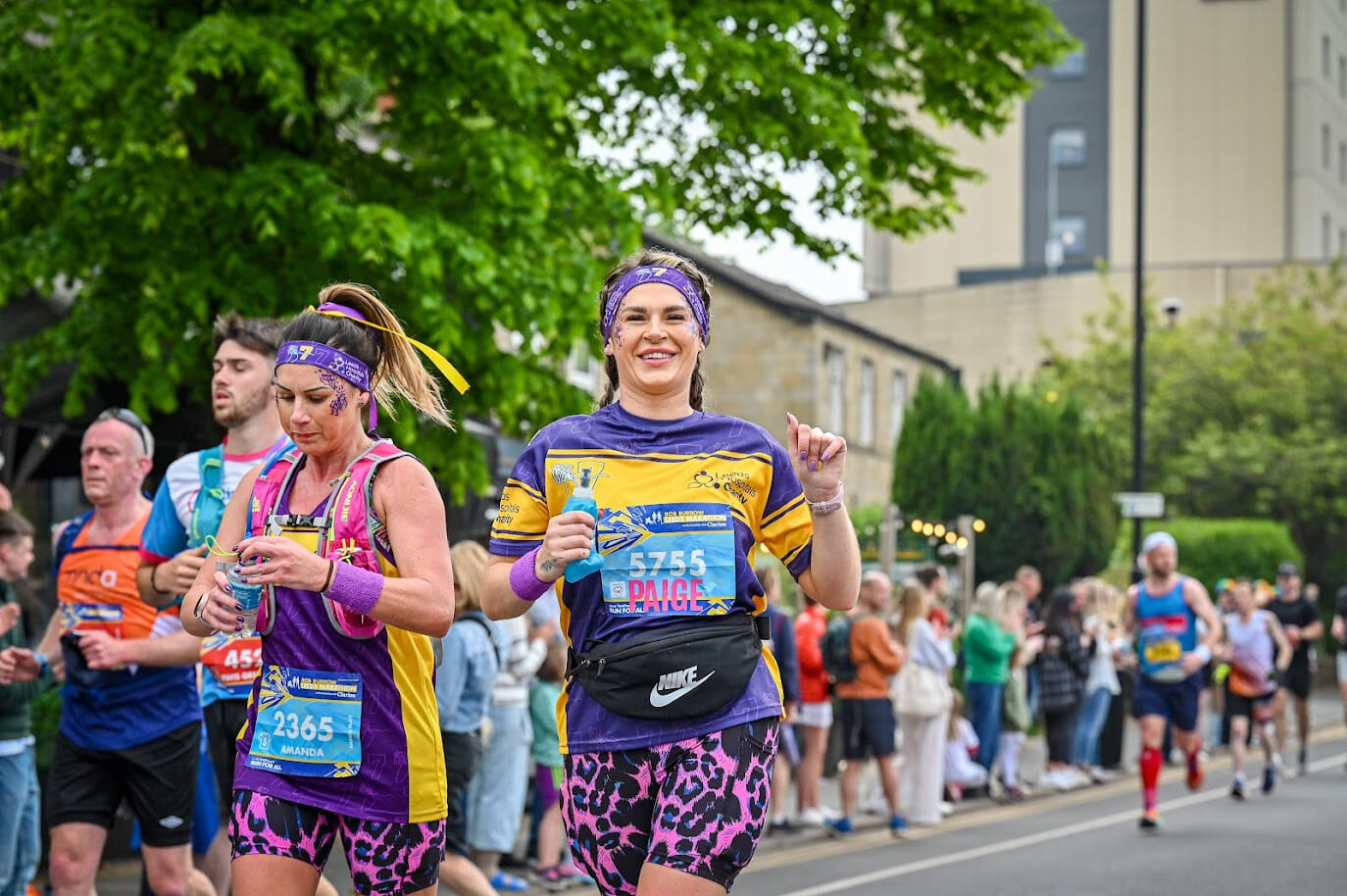 AGP1192RobBurrowLeedsMarathon2024 174